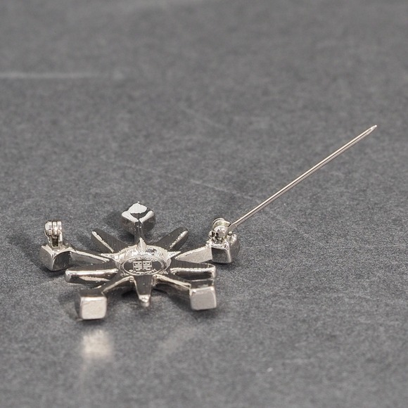 Givenchy Brooch Pin Silver Tone Clear Blue Rhinestone Starburst Logo Chic VTG - Picture 9 of 11